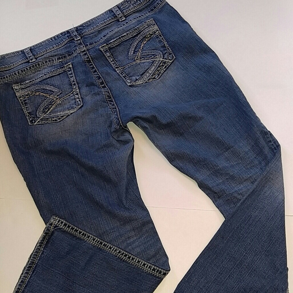 Silver Suki Jeans Boot Cut 40x31 NICE!